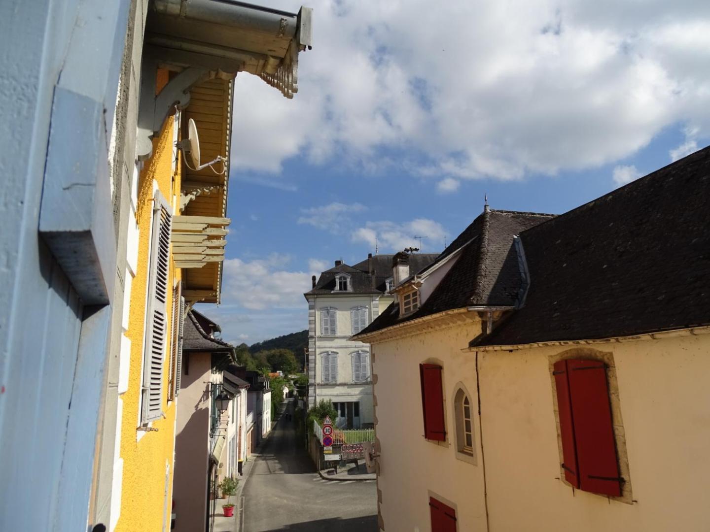 Hotel De La Poste Tardets-Sorholus Exteriör bild